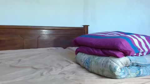 eyan online show from April 3, 2026, 3:59 am