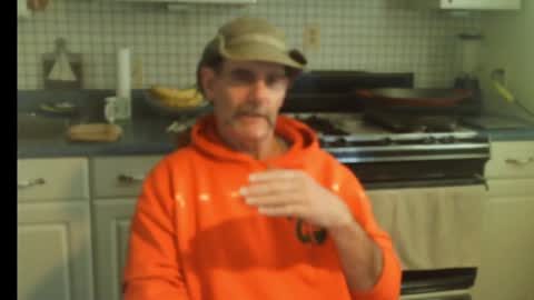 Ray online show from November 17, 2025, 7:41 pm