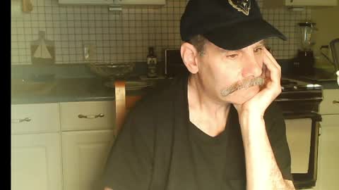 Ray online show from May 6, 2026, 2:51 am