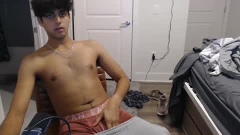 Snapshot of raymondg8596 chatting on November 13, 2025, 5:28 am raymondg8596 online show from November 13, 2025, 5:28 am