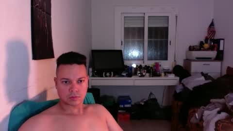 Snapshot of rayolex chatting on October 19, 2025, 8:09 pm rayolex online show from October 19, 2025, 8:09 pm