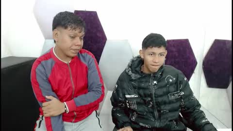 Snapshot of raystewart_ chatting on October 21, 2025, 2:12 am raystewart online show from October 21, 2025, 2:12 am