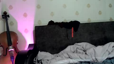  Yrriel Strife Candy-Demon Caveboy mr. Cringe   online show from December 19, 2025, 2:29 am