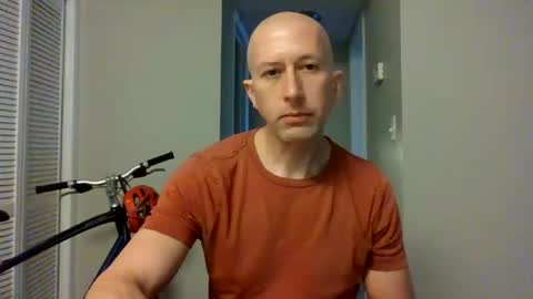 rbtknkstr online show from October 4, 2025, 9:02 pm