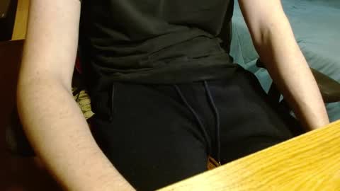 Scrappy Coco online show from November 13, 2025, 5:01 pm