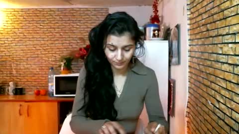 real_coupl3 online show from February 21, 2026, 9:21 am