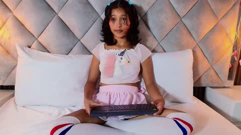 DONCELLA online show from February 21, 2026, 7:59 pm