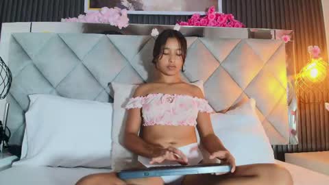 DONCELLA online show from April 8, 2026, 8:42 pm