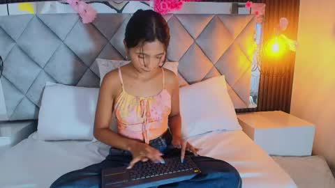 Snapshot of real_doncella_pussy chatting on April 29, 2026, 8:04 pm DONCELLA online show from April 29, 2026, 8:04 pm