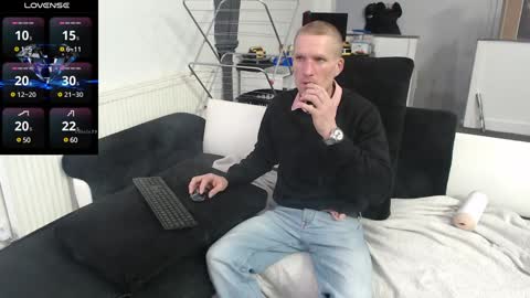 Snapshot of reallyman7 chatting on January 28, 2025, 10:34 am Ask me online show from January 28, 2025, 10:34 am