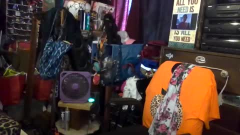 reallyredrum69th online show from October 8, 2025, 3:31 pm