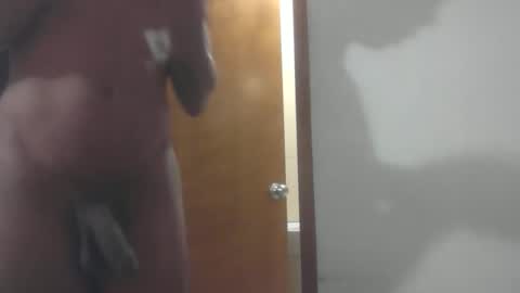 Snapshot of realmenol24k chatting on January 9, 2026, 5:32 am SexyFlacko online show from January 9, 2026, 5:32 am