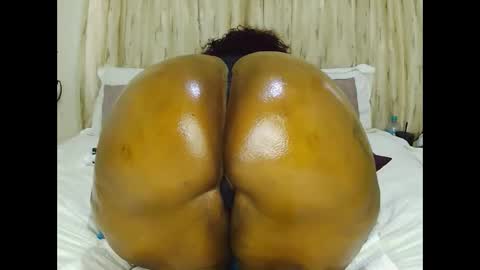 REAL1SWEETHEART online show from May 19, 2026, 5:36 am