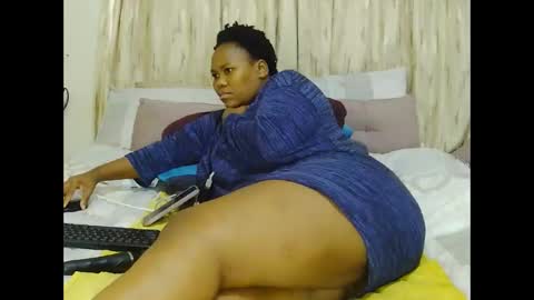 REAL1SWEETHEART online show from May 25, 2026, 6:19 am