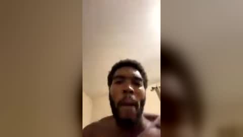 Snapshot of realtrub235ii chatting on July 17, 2026, 5:03 am realtrub235ii online show from July 17, 2026, 5:03 am