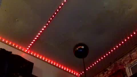 realzilla69 online show from May 10, 2026, 8:52 am
