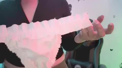 Rebbeca online show from March 27, 2026, 12:38 pm