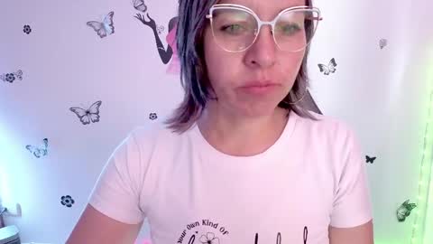 Rebbeca online show from April 10, 2026, 6:12 pm