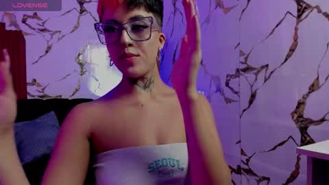 REBEKA online show from September 23, 2025, 2:36 am