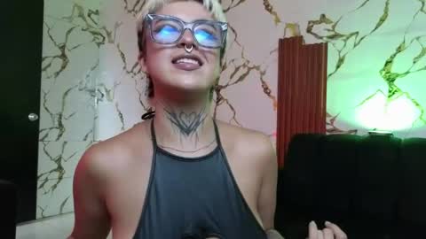 REBEKA online show from April 13, 2026, 1:49 pm