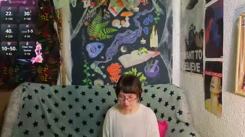 Lara online show from November 14, 2025, 8:18 pm