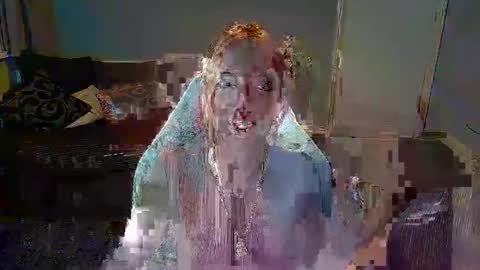 Red -  online show from November 30, 2025, 4:00 pm