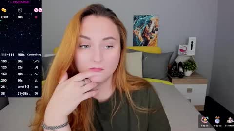 Lessy Fox online show from September 21, 2025, 5:36 pm