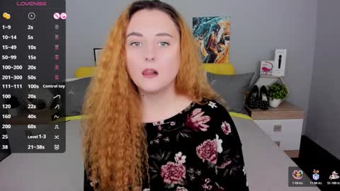 Lessy Fox online show from October 23, 2025, 5:44 pm