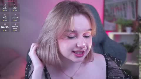 QUEEN OF EVIL online show from December 5, 2024, 12:08 am