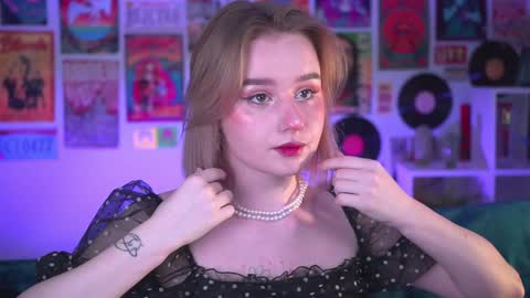 QUEEN OF EVIL online show from December 23, 2024, 8:36 pm