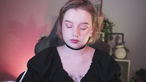 QUEEN OF EVIL online show from January 9, 2025, 6:15 pm