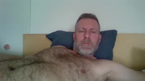 Snapshot of redandbluecloud chatting on February 18, 2025, 1:00 pm Red online show from February 18, 2025, 1:00 pm