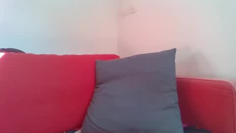 Snapshot of redandbluecloud chatting on February 20, 2025, 11:20 am Red online show from February 20, 2025, 11:20 am