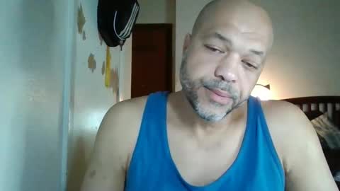 Snapshot of redbone441 chatting on January 8, 2026, 9:33 am Redbone online show from January 8, 2026, 9:33 am