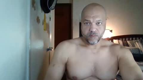 Snapshot of redbone441 chatting on January 9, 2026, 1:47 pm Redbone online show from January 9, 2026, 1:47 pm