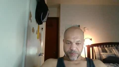 Snapshot of redbone441 chatting on January 10, 2026, 4:58 am Redbone online show from January 10, 2026, 4:58 am