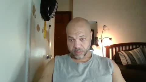 Snapshot of redbone441 chatting on January 11, 2026, 9:58 am Redbone online show from January 11, 2026, 9:58 am