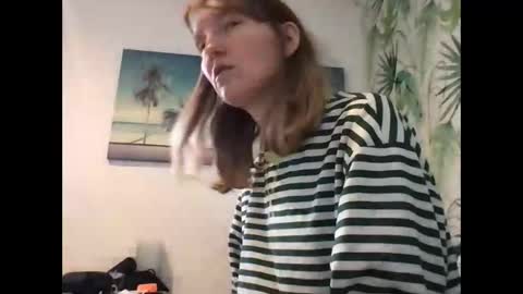 Redfox online show from December 4, 2025, 10:35 am