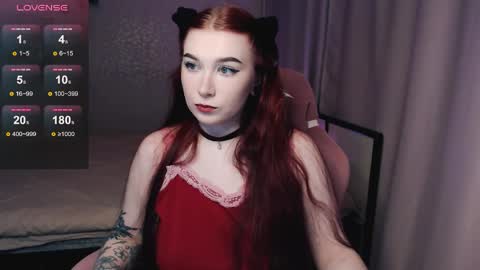 Lina online show from April 23, 2026, 8:44 pm
