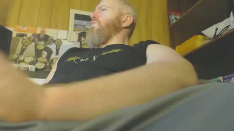 Snapshot of redhead4fun chatting on January 13, 2025, 5:12 am theredhead4fun online show from January 13, 2025, 5:12 am