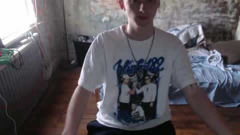 RedHead6Inch online show from September 28, 2025, 9:42 pm