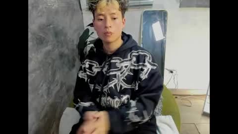 redhood_1_ online show from April 1, 2026, 3:40 am