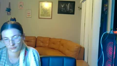 InkedGinger online show from November 1, 2025, 3:41 am