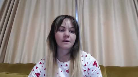 RedJessica online show from March 1, 2026, 5:42 am