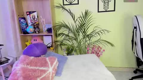 Lu Independiet model online show from March 7, 2025, 4:24 am