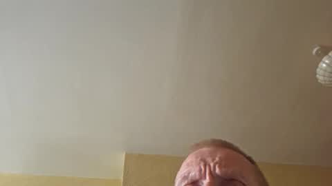 redrodridding online show from October 21, 2025, 1:34 pm