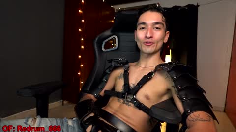 Snapshot of redrum_696 chatting on December 28, 2024, 3:58 am Red online show from December 28, 2024, 3:58 am