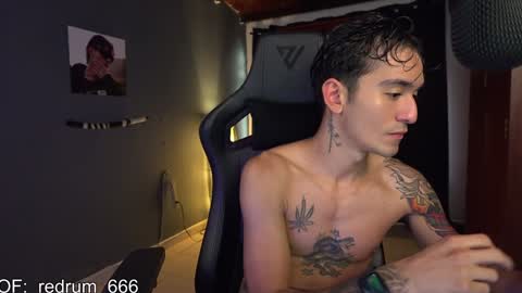 Snapshot of redrum_696 chatting on January 26, 2025, 6:27 pm Red online show from January 26, 2025, 6:27 pm