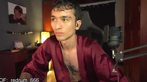 Snapshot of redrum_696 chatting on February 20, 2025, 4:57 pm Red online show from February 20, 2025, 4:57 pm