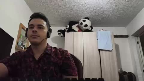 RedsoulReaver online show from September 9, 2025, 4:23 am